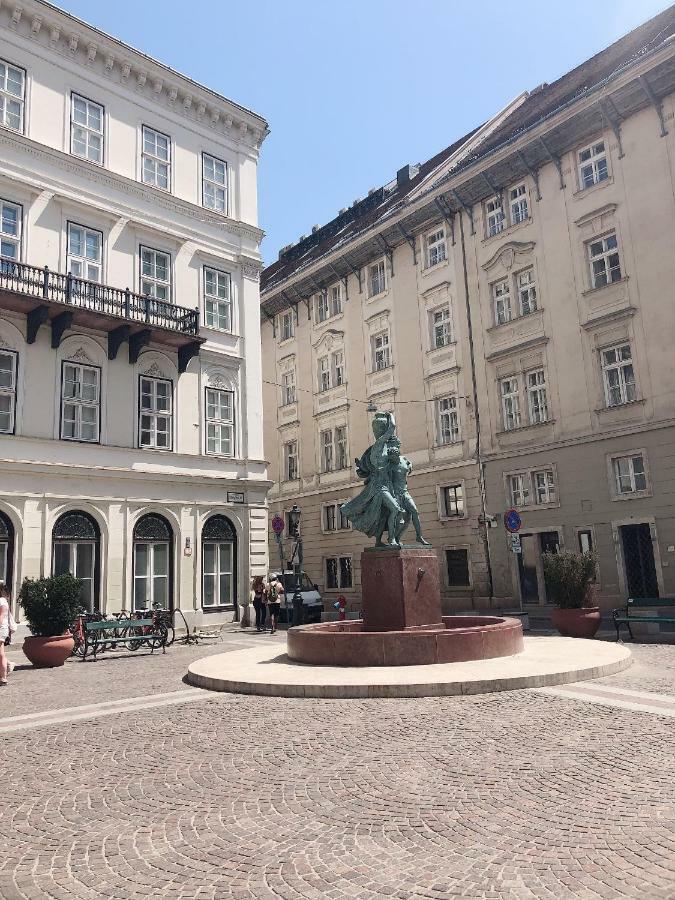 Fehérhajó 12-14 Budapest Exterior foto